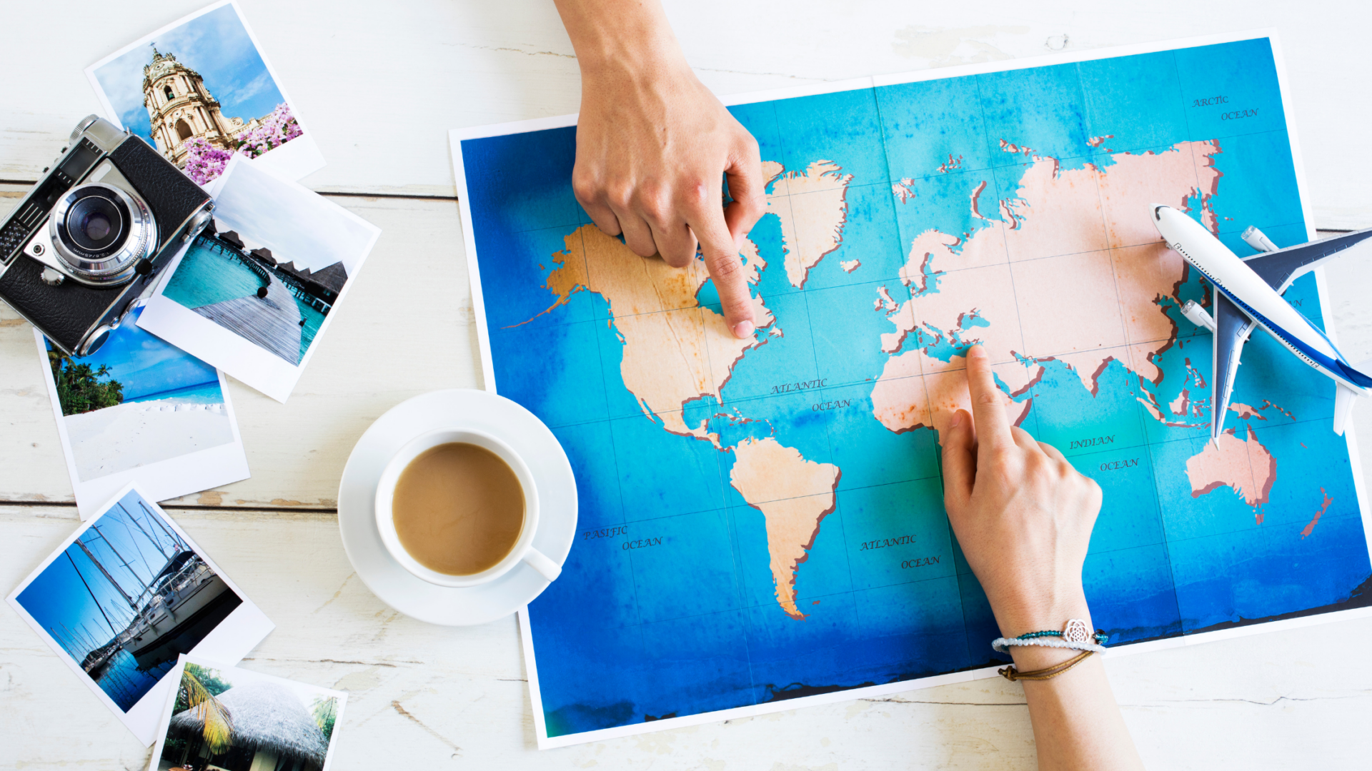 _ AI Blog Banner 7 Travelling Map